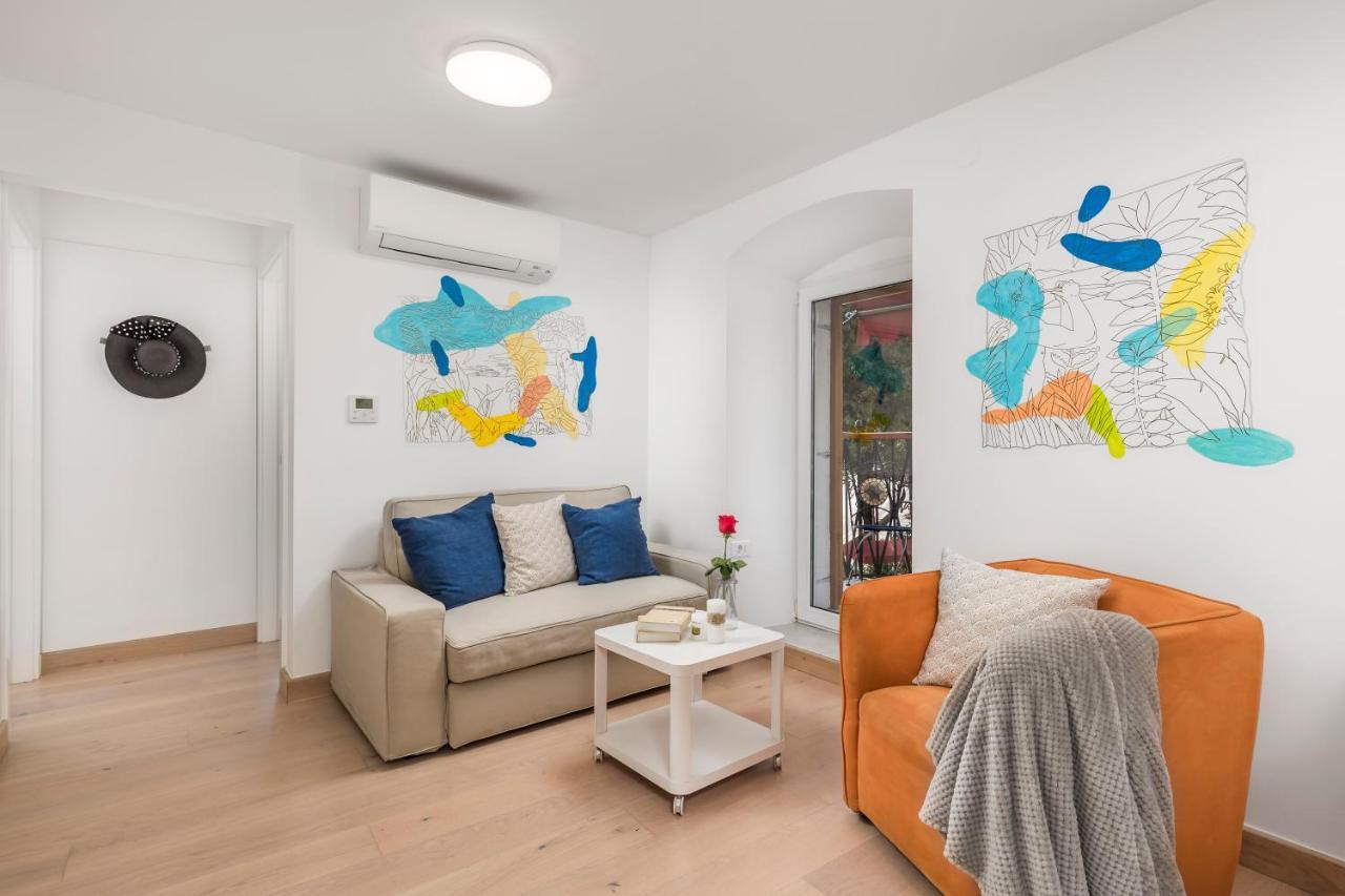 Beautiful Apartment House On The Seaside Ika Bagian luar foto
