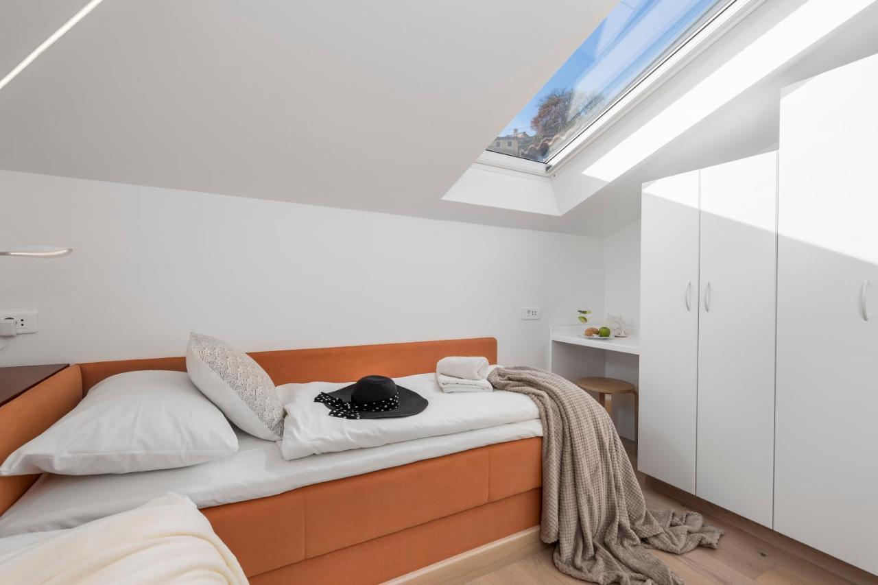 Beautiful Apartment House On The Seaside Ika Bagian luar foto