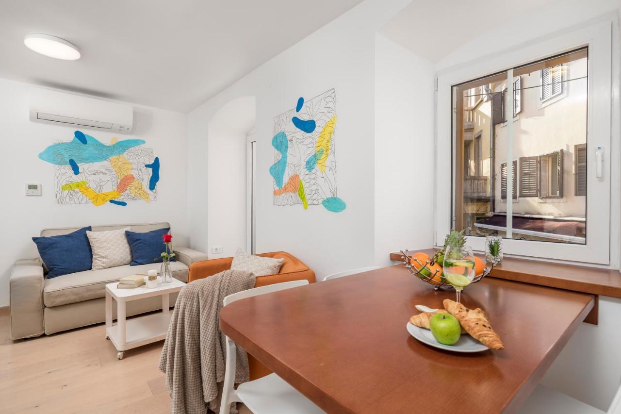 Beautiful Apartment House On The Seaside Ika Bagian luar foto