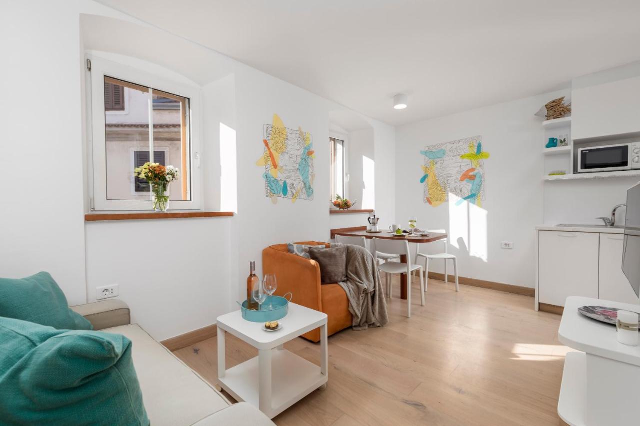 Beautiful Apartment House On The Seaside Ika Bagian luar foto